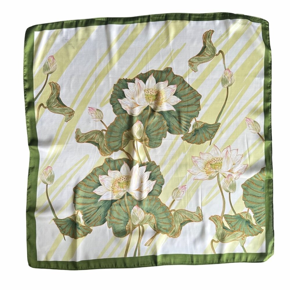 ✨Elegant Bandana Square Scarf Silky Satin Green Beige Floral luxurious Accessory - Picture 5 of 6